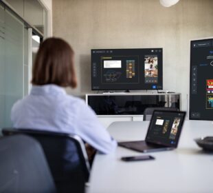 Bluescape - Hybrid Collaboration 2 Bluescape - Hybrid Collaboration 2