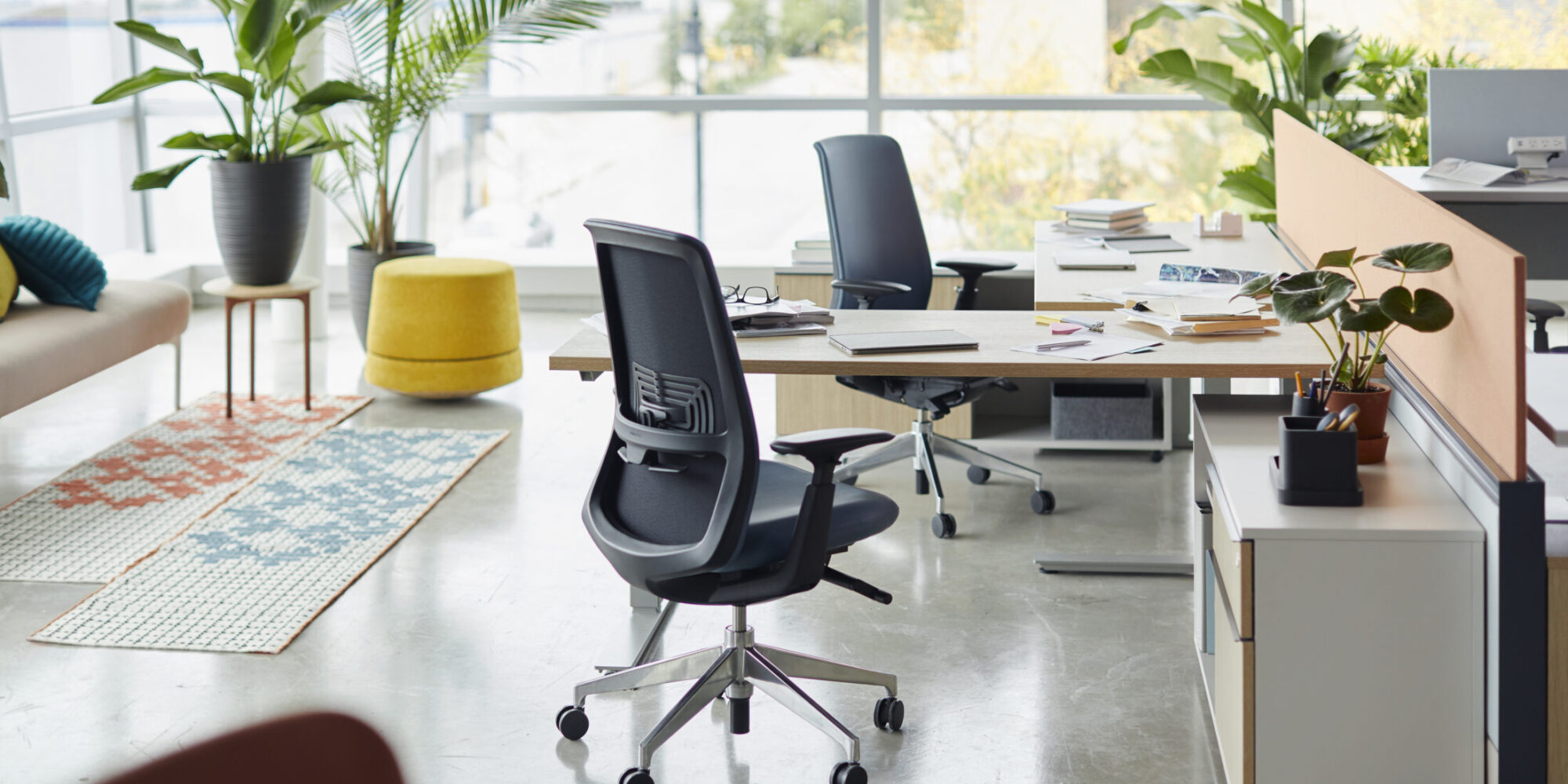 Shown with Belong screens Shown with Belong screens